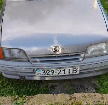 Синий Опель Кадет, объемом двигателя 1.6 л и пробегом 330 тыс. км за 400 $, фото 6 на Automoto.ua