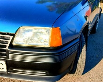 Синий Опель Кадет, объемом двигателя 1.3 л и пробегом 174 тыс. км за 760 $, фото 6 на Automoto.ua