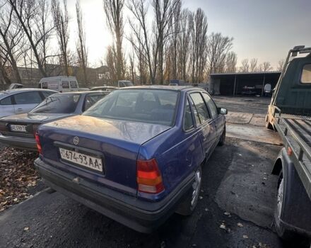 Синий Опель Кадет, объемом двигателя 1.3 л и пробегом 435 тыс. км за 350 $, фото 2 на Automoto.ua