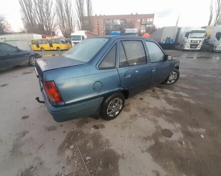 Синий Опель Кадет, объемом двигателя 0 л и пробегом 320 тыс. км за 600 $, фото 1 на Automoto.ua