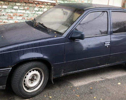 Синий Опель Кадет, объемом двигателя 1.3 л и пробегом 800 тыс. км за 1085 $, фото 1 на Automoto.ua