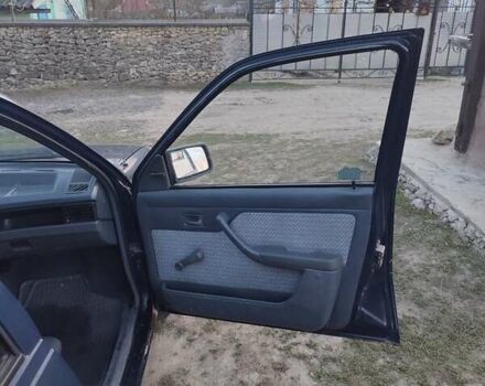 Синий Опель Кадет, объемом двигателя 1.39 л и пробегом 150 тыс. км за 900 $, фото 6 на Automoto.ua