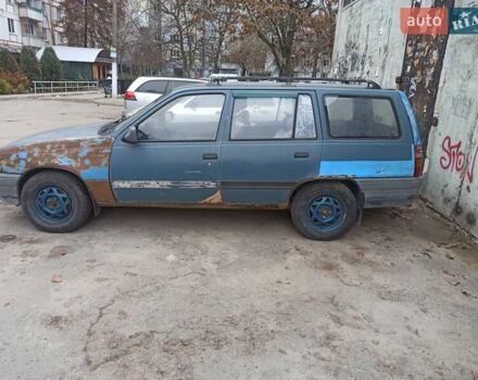 Синий Опель Кадет, объемом двигателя 1.3 л и пробегом 223 тыс. км за 1000 $, фото 3 на Automoto.ua