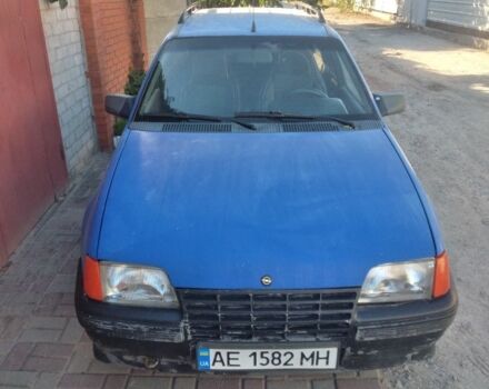 Синий Опель Кадет, объемом двигателя 1.6 л и пробегом 20 тыс. км за 960 $, фото 3 на Automoto.ua