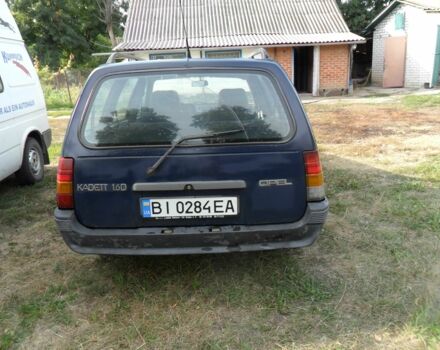 Синій Опель Кадет, об'ємом двигуна 1.6 л та пробігом 100 тис. км за 700 $, фото 3 на Automoto.ua