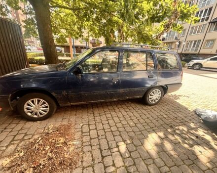 Синий Опель Кадет, объемом двигателя 1.6 л и пробегом 600 тыс. км за 1000 $, фото 9 на Automoto.ua