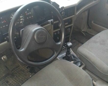 Синий Опель Кадет, объемом двигателя 1.6 л и пробегом 600 тыс. км за 1000 $, фото 4 на Automoto.ua