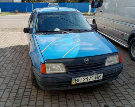 Синий Опель Кадет, объемом двигателя 1.3 л и пробегом 49 тыс. км за 800 $, фото 1 на Automoto.ua