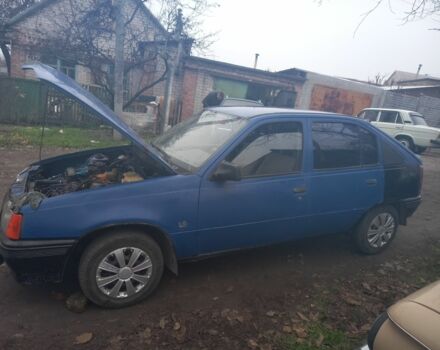 Синий Опель Кадет, объемом двигателя 1.3 л и пробегом 100 тыс. км за 710 $, фото 1 на Automoto.ua