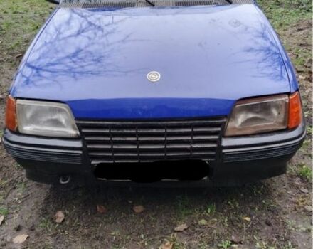 Синій Опель Кадет, об'ємом двигуна 1.4 л та пробігом 3 тис. км за 473 $, фото 1 на Automoto.ua