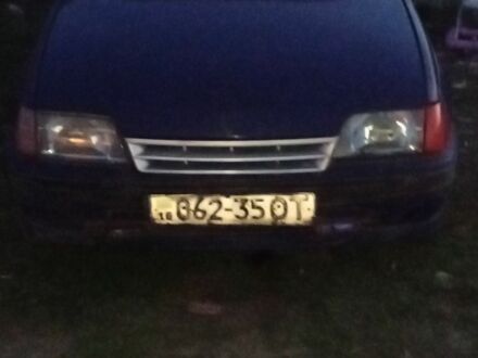 Синій Опель Кадет, об'ємом двигуна 2 л та пробігом 3 тис. км за 600 $, фото 1 на Automoto.ua