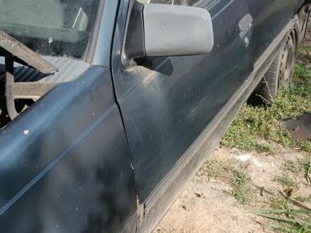 Опель Кадет 1986 в Синельниковом на Automoto.ua Синий Опель Кадет, объемом двигателя 1 л и пробегом 100 тыс. км за 287 $, фото 1 на Automoto.ua