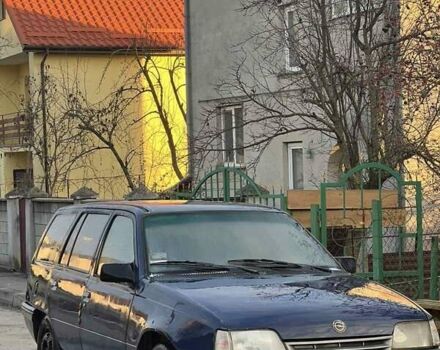 Синій Опель Кадет, об'ємом двигуна 1.6 л та пробігом 200 тис. км за 700 $, фото 1 на Automoto.ua