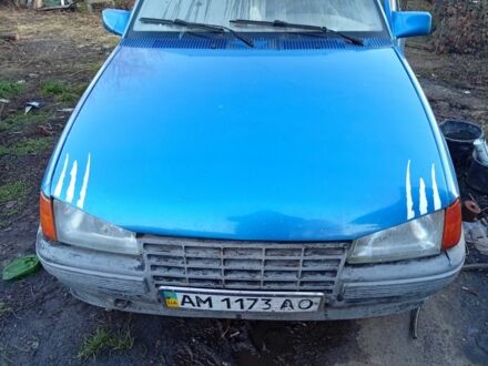 Синій Опель Кадет, об'ємом двигуна 0 л та пробігом 170 тис. км за 402 $, фото 1 на Automoto.ua