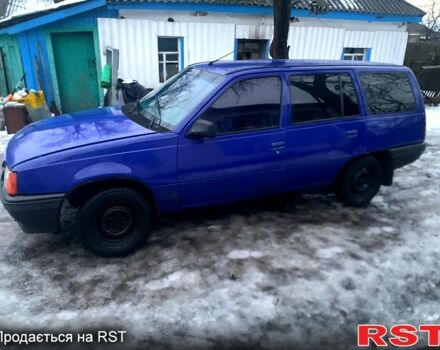 Синий Опель Кадет, объемом двигателя 1.4 л и пробегом 100 тыс. км за 1500 $, фото 1 на Automoto.ua
