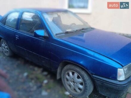Синій Опель Кадет, об'ємом двигуна 1.3 л та пробігом 81 тис. км за 1301 $, фото 1 на Automoto.ua