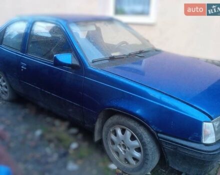Синій Опель Кадет, об'ємом двигуна 1.3 л та пробігом 81 тис. км за 1301 $, фото 1 на Automoto.ua