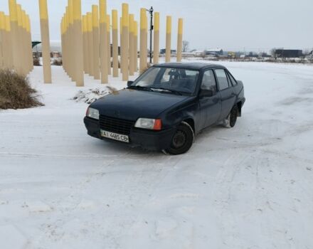 Синій Опель Кадет, об'ємом двигуна 1.3 л та пробігом 288 тис. км за 717 $, фото 1 на Automoto.ua