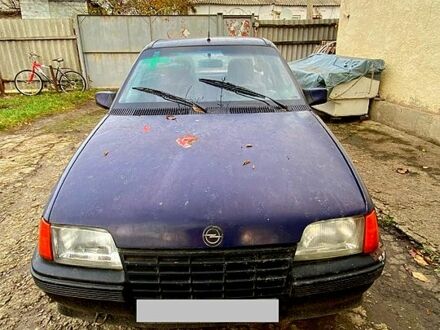 Синій Опель Кадет, об'ємом двигуна 1.3 л та пробігом 68 тис. км за 800 $, фото 1 на Automoto.ua