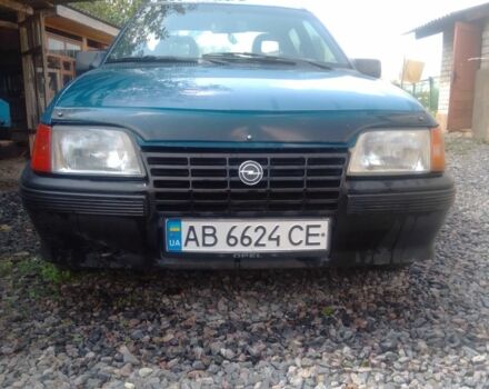 Синий Опель Кадет, объемом двигателя 1.6 л и пробегом 1 тыс. км за 750 $, фото 1 на Automoto.ua