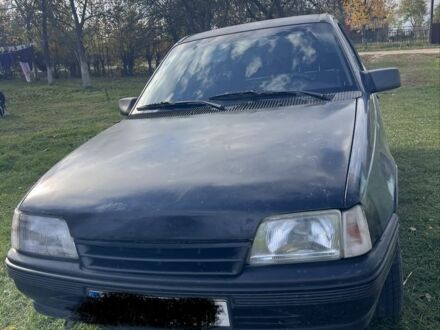 Опель Кадет 1987 в Калуше на Automoto.ua Синий Опель Кадет, объемом двигателя 1.4 л и пробегом 300 тыс. км за 800 $, фото 1 на Automoto.ua