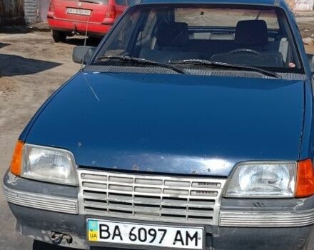 Синий Опель Кадет, объемом двигателя 0 л и пробегом 777 тыс. км за 600 $, фото 1 на Automoto.ua