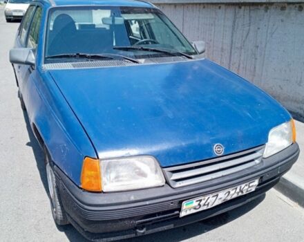 Синий Опель Кадет, объемом двигателя 1.3 л и пробегом 99 тыс. км за 449 $, фото 1 на Automoto.ua