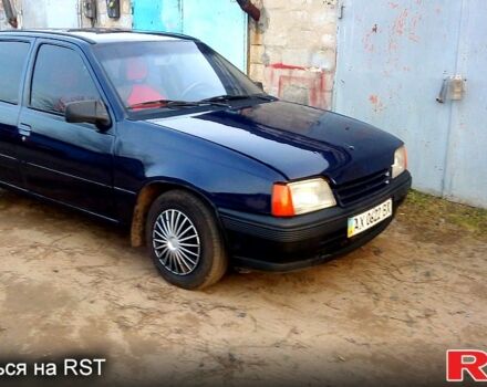 Синий Опель Кадет, объемом двигателя 1.3 л и пробегом 160 тыс. км за 1150 $, фото 1 на Automoto.ua