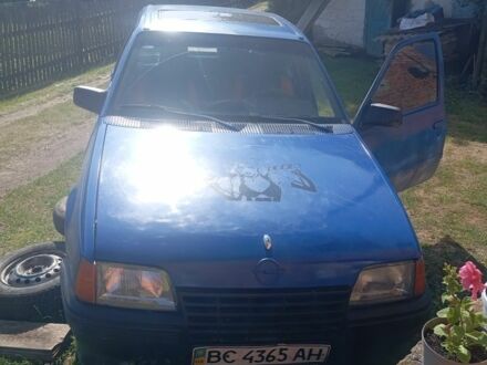 Опель Кадет 1987 у Дрогобичі на Automoto.ua Синій Опель Кадет, об'ємом двигуна 1 л та пробігом 1 тис. км за 450 $, фото 1 на Automoto.ua