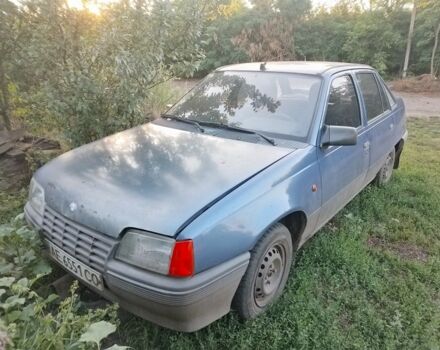 Синий Опель Кадет, объемом двигателя 0 л и пробегом 300 тыс. км за 600 $, фото 1 на Automoto.ua