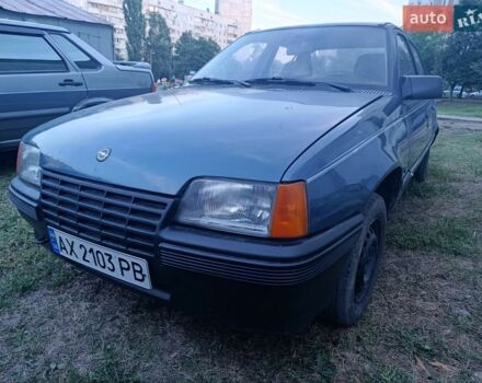 Синий Опель Кадет, объемом двигателя 1.3 л и пробегом 200 тыс. км за 999 $, фото 1 на Automoto.ua