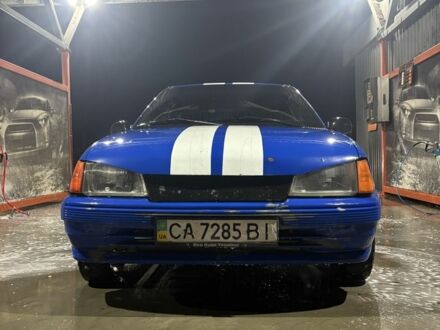 Синий Опель Кадет, объемом двигателя 1.3 л и пробегом 300 тыс. км за 477 $, фото 1 на Automoto.ua