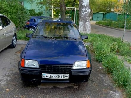 Опель Кадет 1988 в Одессе на Automoto.ua Синий Опель Кадет, объемом двигателя 1.4 л и пробегом 200 тыс. км за 1200 $, фото 1 на Automoto.ua