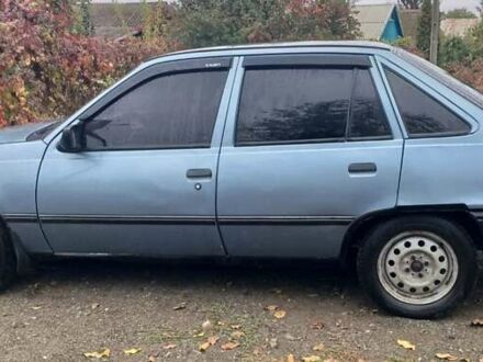 Опель Кадет 1988 в Покров (Орджоникидзе) на Automoto.ua Синий Опель Кадет, объемом двигателя 1.3 л и пробегом 80 тыс. км за 1000 $, фото 1 на Automoto.ua
