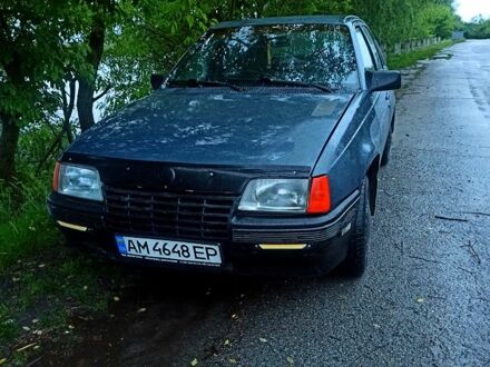 Опель Кадет 1988 в Полонном на Automoto.ua Синий Опель Кадет, объемом двигателя 1.3 л и пробегом 114 тыс. км за 650 $, фото 1 на Automoto.ua