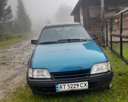 Синий Опель Кадет, объемом двигателя 1.3 л и пробегом 386 тыс. км за 720 $, фото 1 на Automoto.ua