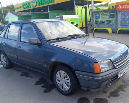 Синий Опель Кадет, объемом двигателя 1.3 л и пробегом 150 тыс. км за 1350 $, фото 1 на Automoto.ua