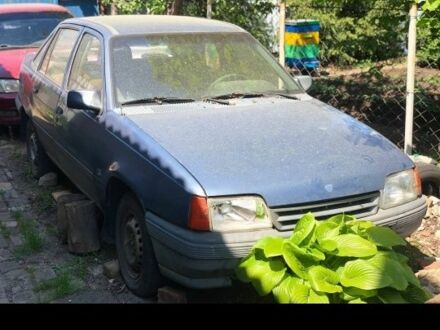 Синий Опель Кадет, объемом двигателя 1 л и пробегом 300 тыс. км за 522 $, фото 1 на Automoto.ua