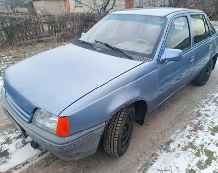 Синий Опель Кадет, объемом двигателя 1.6 л и пробегом 120 тыс. км за 1278 $, фото 1 на Automoto.ua