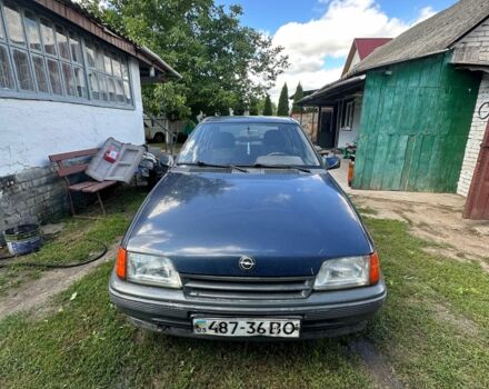 Синий Опель Кадет, объемом двигателя 1.4 л и пробегом 3 тыс. км за 501 $, фото 1 на Automoto.ua