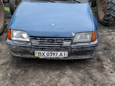 Опель Кадет 1990 у Кельменцах на Automoto.ua Синій Опель Кадет, об'ємом двигуна 1.6 л та пробігом 700 тис. км за 483 $, фото 1 на Automoto.ua