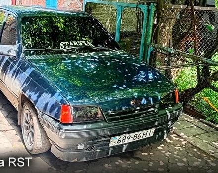 Синий Опель Кадет, объемом двигателя 1.4 л и пробегом 627 тыс. км за 550 $, фото 1 на Automoto.ua