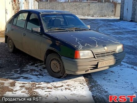 Синий Опель Кадет, объемом двигателя 14 л и пробегом 180 тыс. км за 800 $, фото 1 на Automoto.ua