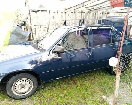 Синий Опель Кадет, объемом двигателя 1.6 л и пробегом 350 тыс. км за 1532 $, фото 1 на Automoto.ua