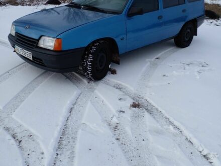 Синій Опель Кадет, об'ємом двигуна 1.8 л та пробігом 744 тис. км за 1200 $, фото 1 на Automoto.ua