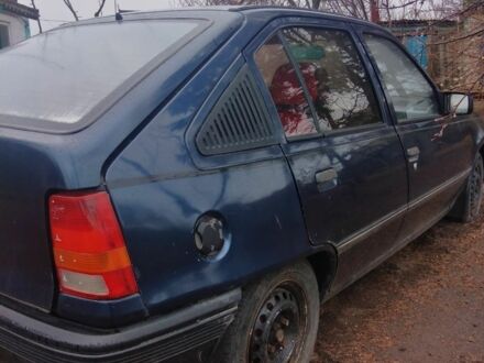 Опель Кадет 1998 в Каменское - Днепродзержинск на Automoto.ua Синий Опель Кадет, объемом двигателя 1.9 л и пробегом 150 тыс. км за 650 $, фото 1 на Automoto.ua