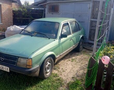 Зелений Опель Кадет, об'ємом двигуна 0 л та пробігом 500 тис. км за 481 $, фото 2 на Automoto.ua