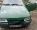 Зеленый Опель Кадет, объемом двигателя 1.3 л и пробегом 300 тыс. км за 600 $, фото 1 на Automoto.ua