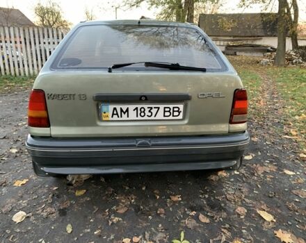 Зелений Опель Кадет, об'ємом двигуна 1.3 л та пробігом 300 тис. км за 574 $, фото 6 на Automoto.ua