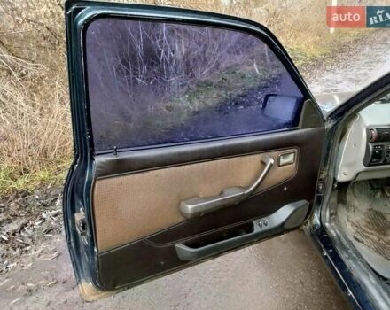 Зеленый Опель Кадет, объемом двигателя 1.6 л и пробегом 300 тыс. км за 1200 $, фото 6 на Automoto.ua